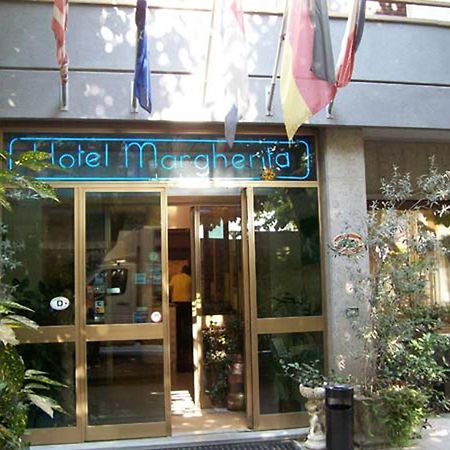 Albergo Margherita เคียนเชียโนแตร์เม ภายนอก รูปภาพ