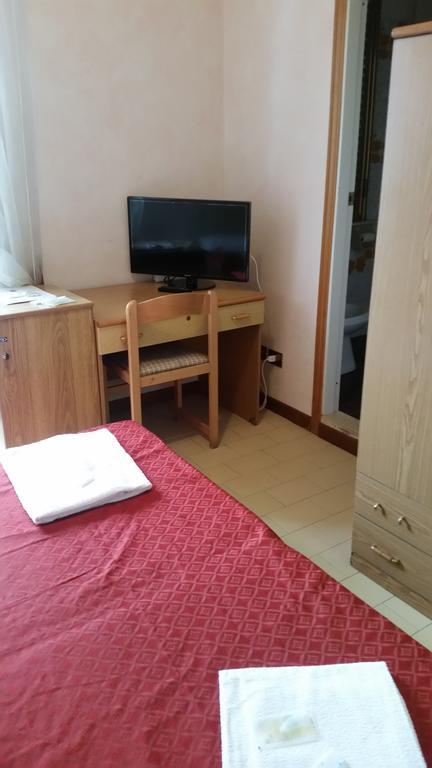 Albergo Margherita เคียนเชียโนแตร์เม ห้อง รูปภาพ