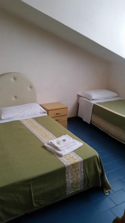 Albergo Margherita เคียนเชียโนแตร์เม ห้อง รูปภาพ