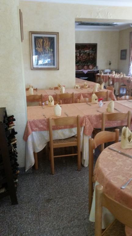 Albergo Margherita เคียนเชียโนแตร์เม ภายนอก รูปภาพ