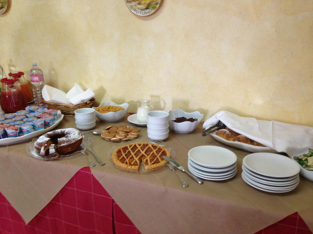 Albergo Margherita เคียนเชียโนแตร์เม ภายนอก รูปภาพ