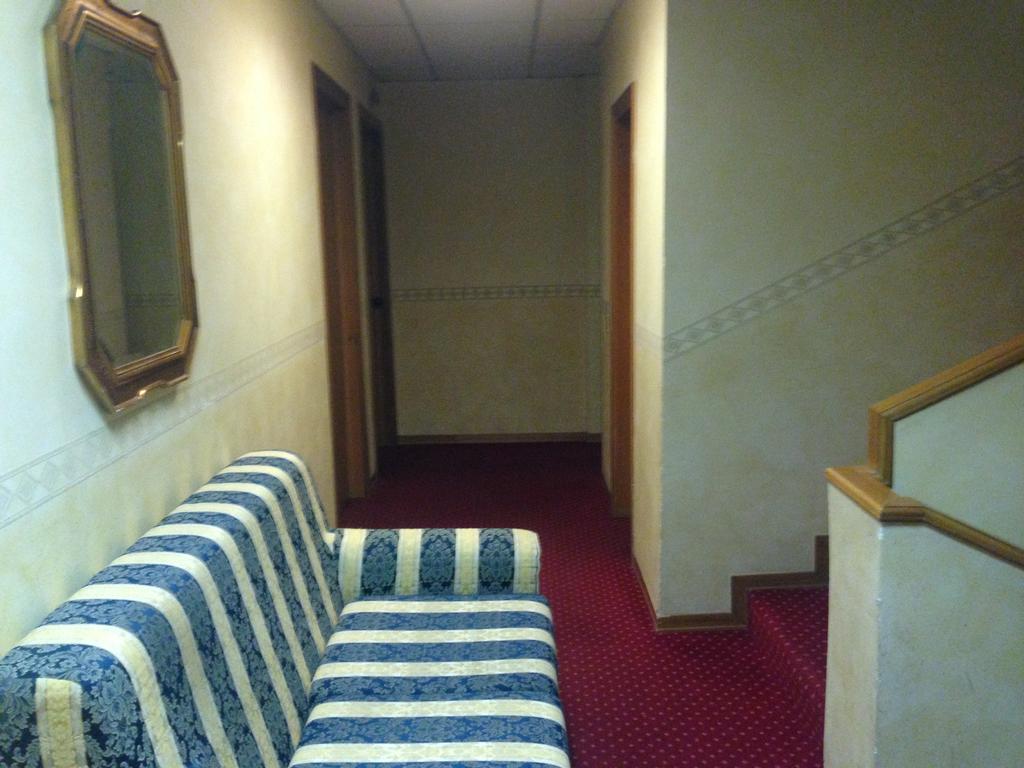 Albergo Margherita เคียนเชียโนแตร์เม ภายนอก รูปภาพ